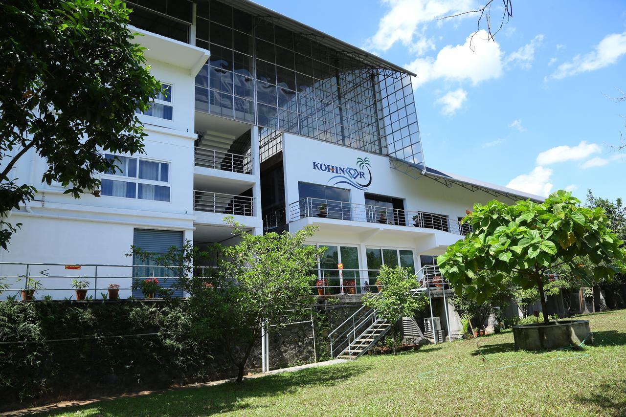 Kohinoor Hotel Alwaye Ngoại thất bức ảnh