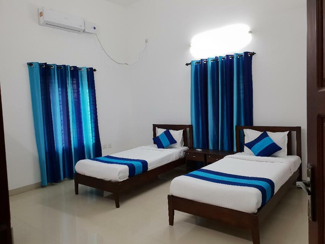 Kohinoor Hotel Alwaye Ngoại thất bức ảnh