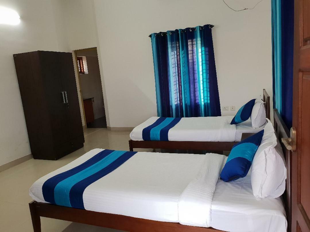 Kohinoor Hotel Alwaye Ngoại thất bức ảnh